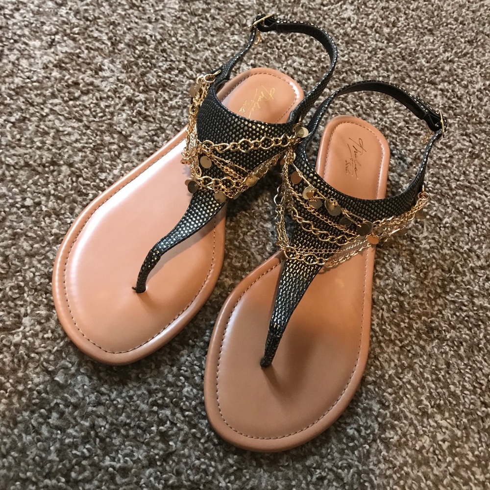 Thalia Sodi Sandals